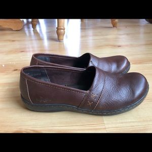 Brown b.o.c. 8 M shoes